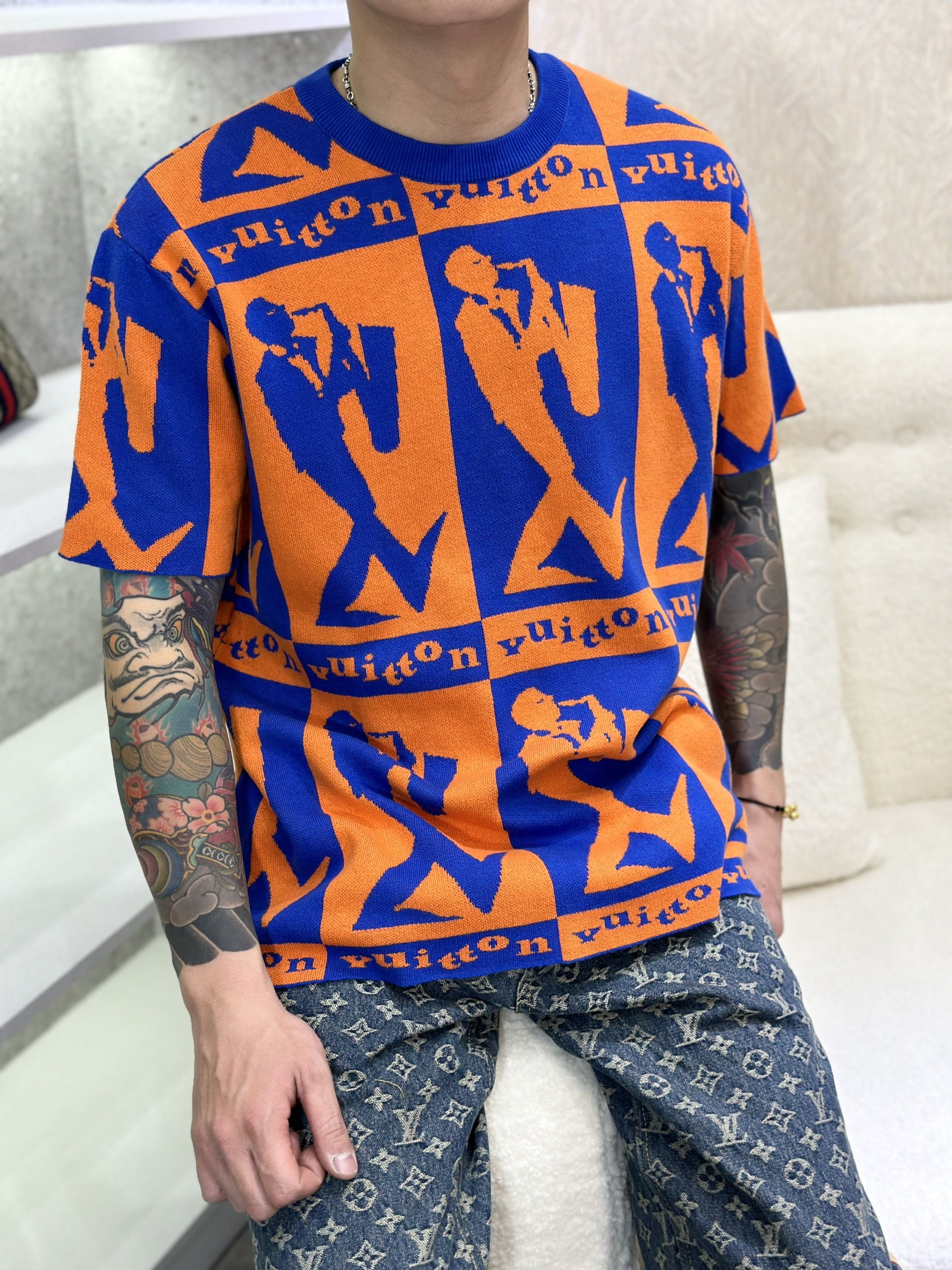 Áo phông T-shirt len Louis Vuitton LV Cam phối Xanh họa tiết người thổi kèn Like Auth on web VTN